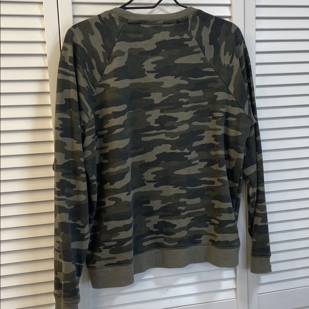 Lucky Brand Green Camouflage Crewneck Sweatshirt Size Large - Picture 6 of 8